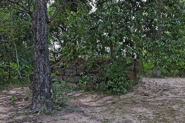 47-Prasat Prang Ku Somboon-009